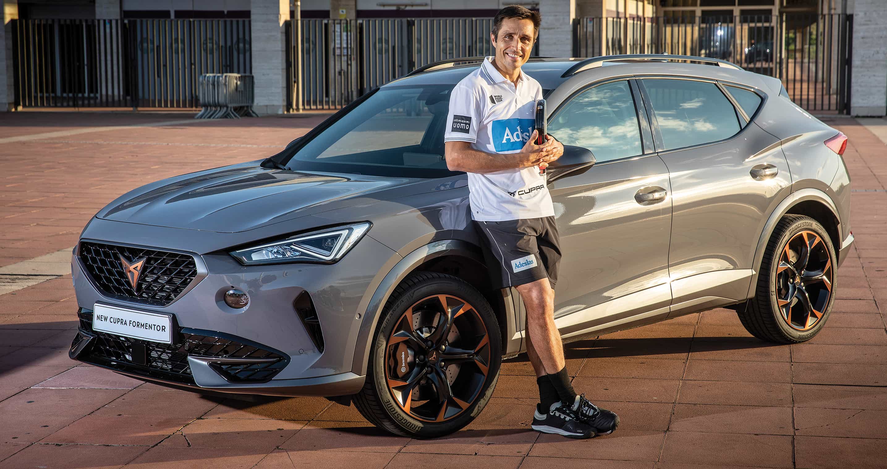 CUPRA ambassador Fernando Belasteguin and the CUPRA formentor