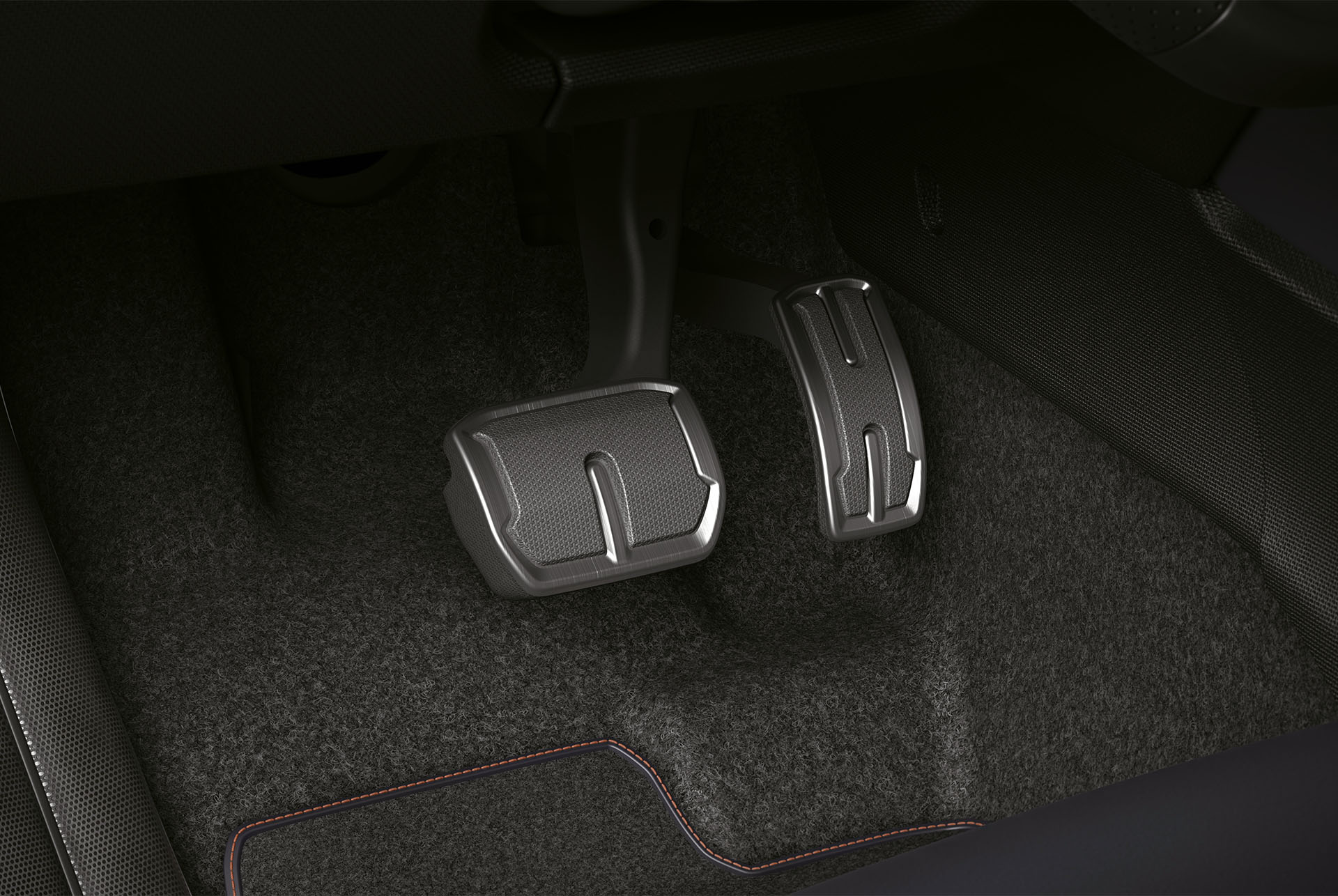 CUPRA Born interior view of the Dark Aluminium pedals