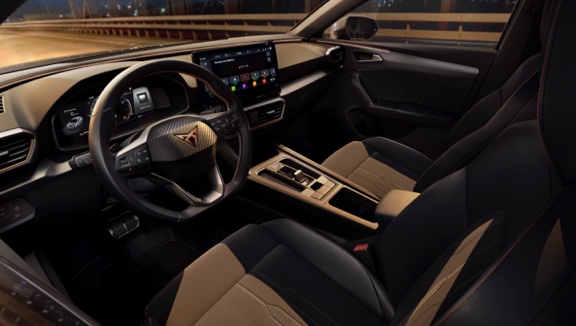 cupra-leon-interior-view-sport-textile-seats-and-touch-screen