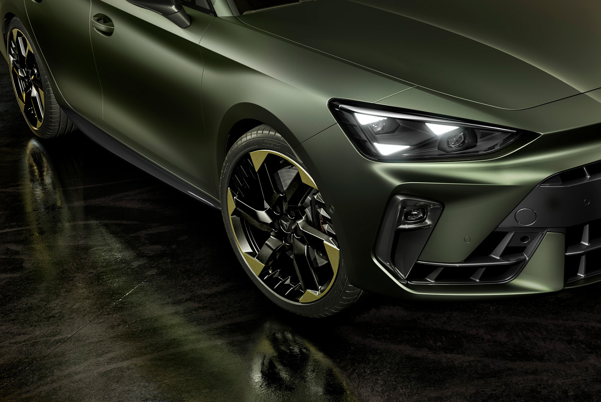 Close-up of the 19-inch alloy wheel in sulfur included in the new tribe edition. 