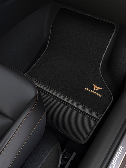 Carbon Fibre CUPRA Leon SP car mat.