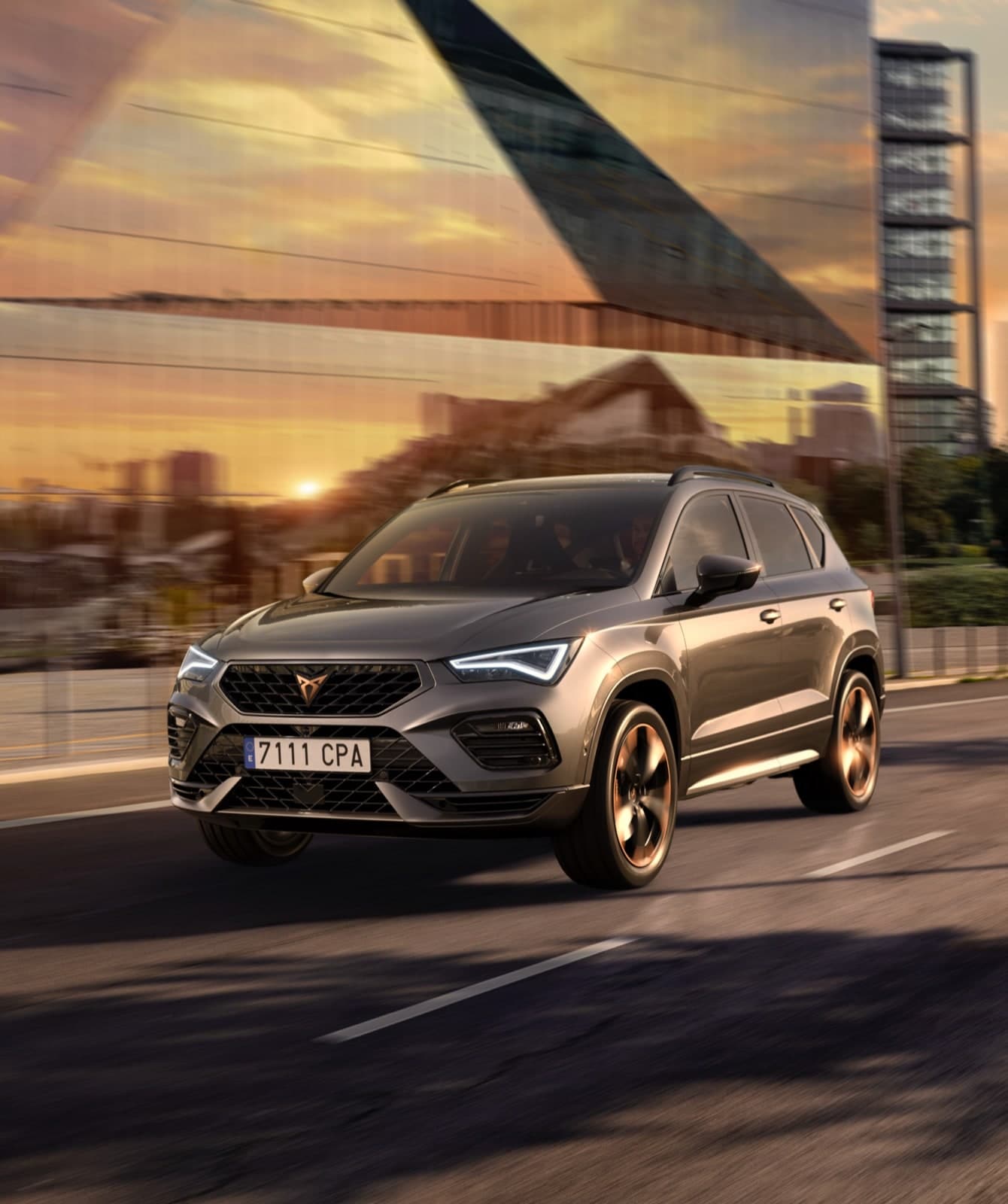 Explore the CUPRA Ateca a sport suv