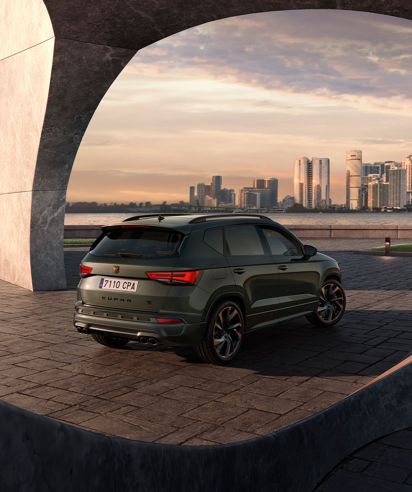 Explore the CUPRA Ateca a sport suv